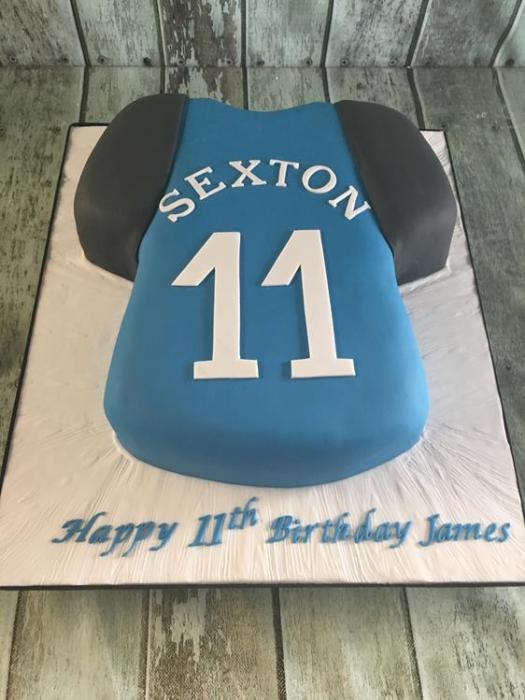 birthday , novelty sports fashion  princess occasional vintage cake Dublin Ireland