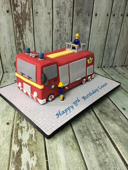 birthday , novelty sports fashion  princess occasional vintage cake Dublin Ireland