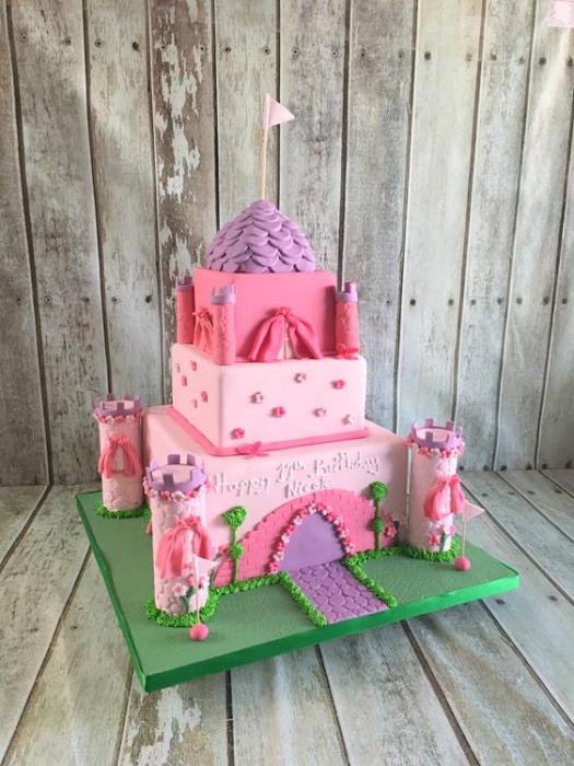 rinncess castle birthday cake
