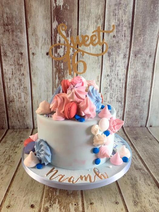 merangue sweets fun birthdasy cake