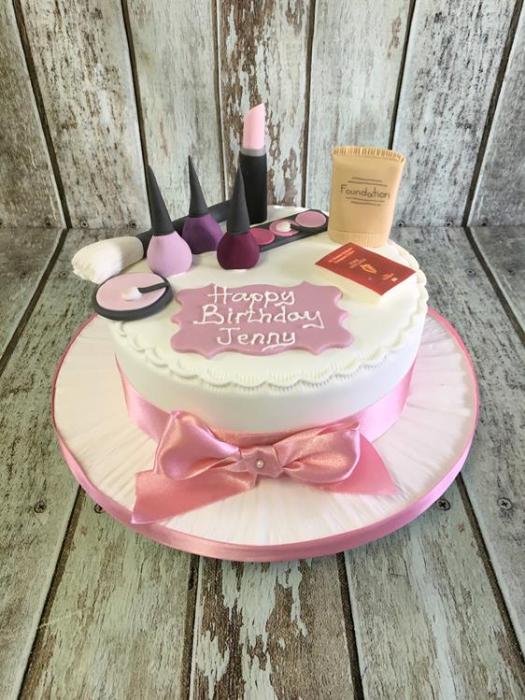 make up cake pretty cake girls cake  dublin ireland