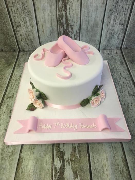 ballrina slippers cake birthday cake dublin  ireland