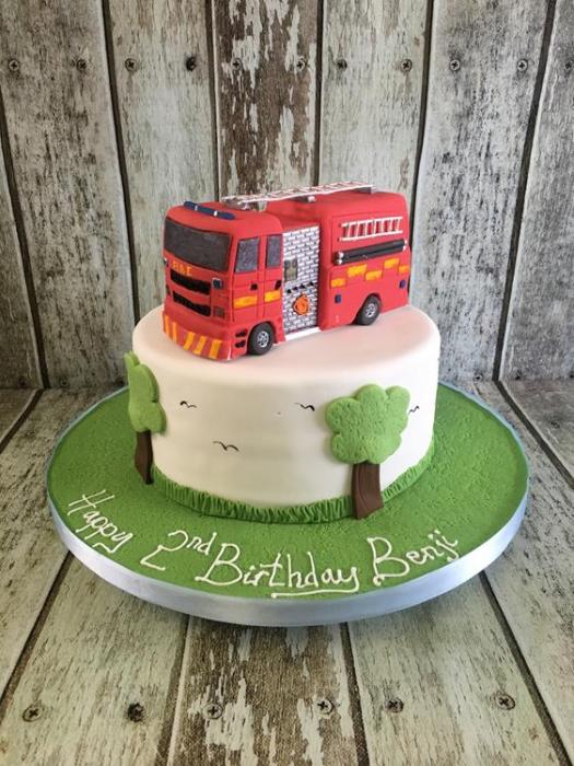 birthday , novelty sports fashion  princess occasional vintage cake Dublin Ireland