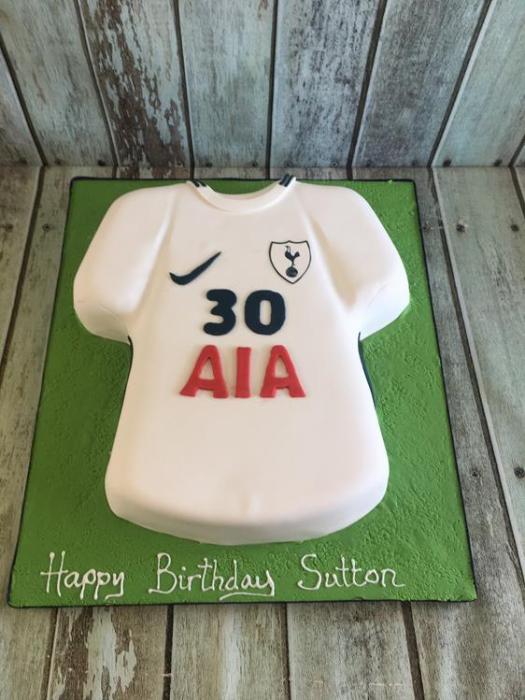 birthday , novelty sports fashion  princess occasional vintage cake Dublin Ireland