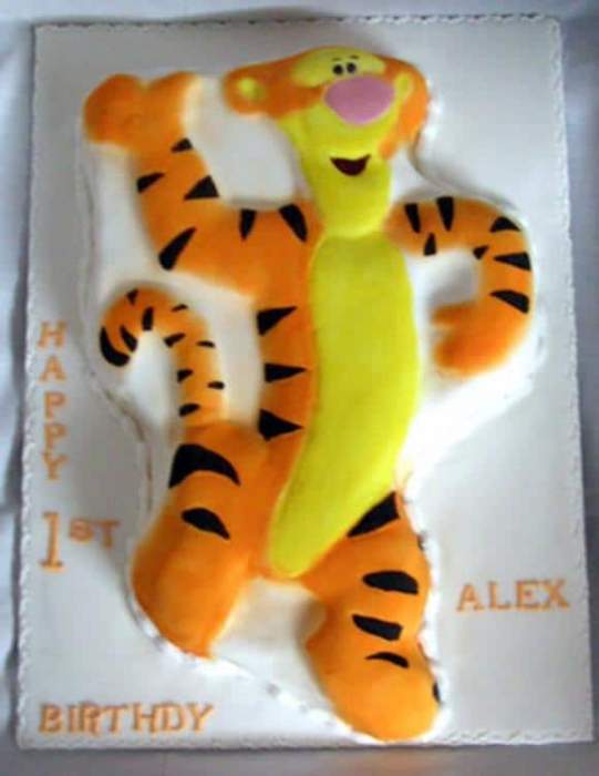 Tigger birthday cake