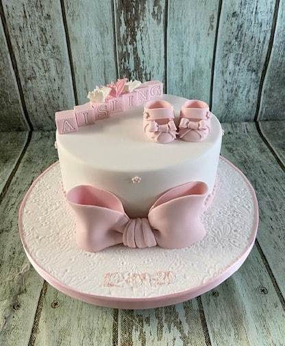 butterflys-and-bow-christening-cake-