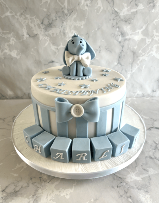 christening-cake-with-elepannt-and-stripes