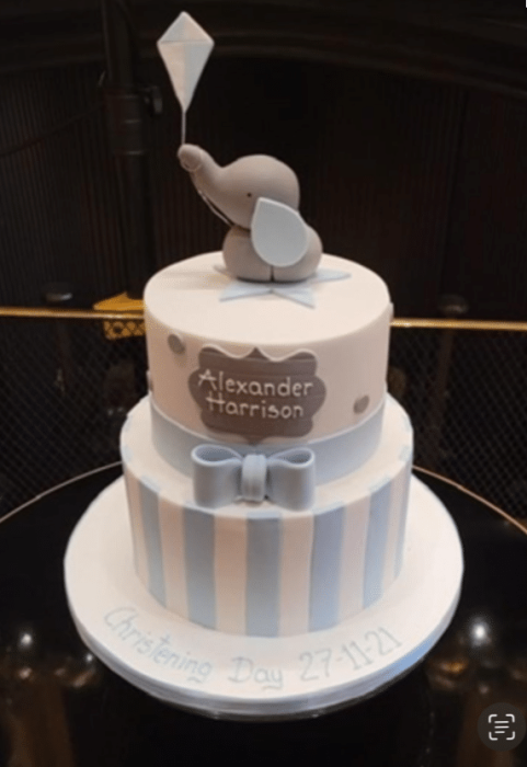 christening-cake-with-sugar-elepant-holding-balloon-