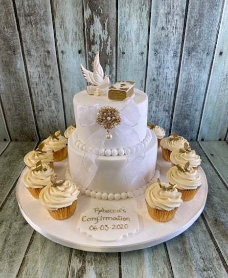 2-tier-conformation-cake