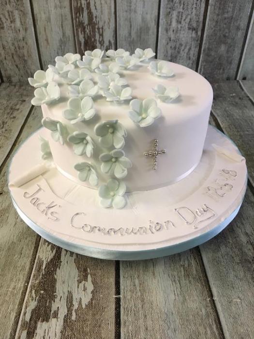 Communion confirmation cake Dublin Ireland