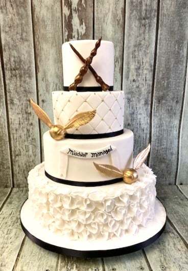 Harry-Potter-wedding-cake-with-ruffles-wedding-cake-