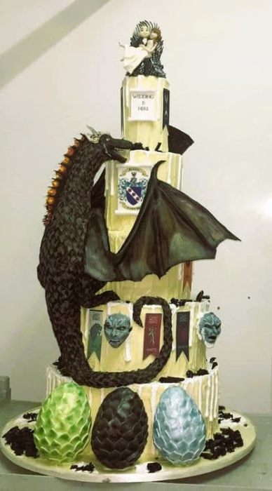 extra-large-game-of-thrones-chocolate-wedding-cake-