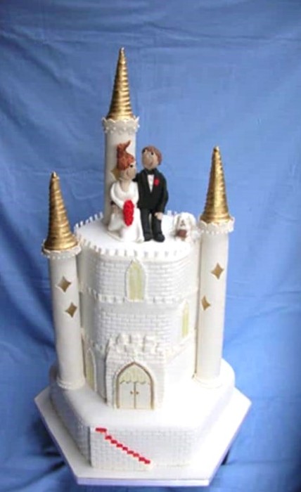 Castle wedding cake