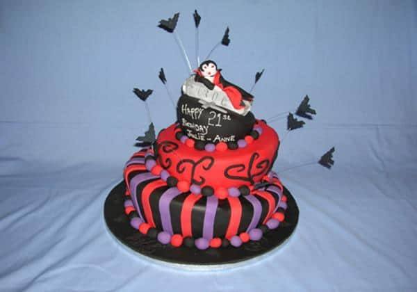 lg_Dracula Topsy Turvy Cake (Copy)