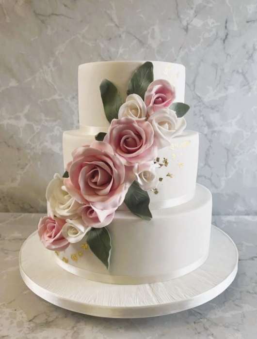 3-tier-Lanas-Roses-