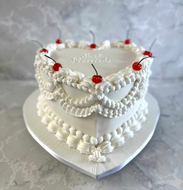 Sweetheart wedding cake