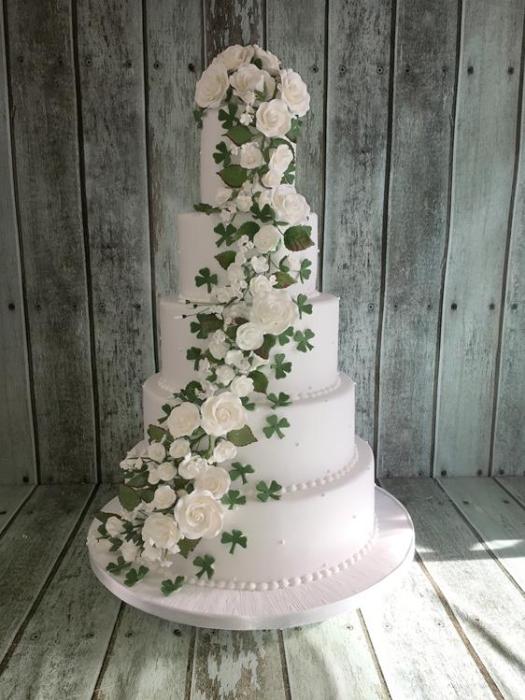 Wedding cake Dublin Ireland  , novelty sports fashion  princess  vintage cake Dublin Ireland