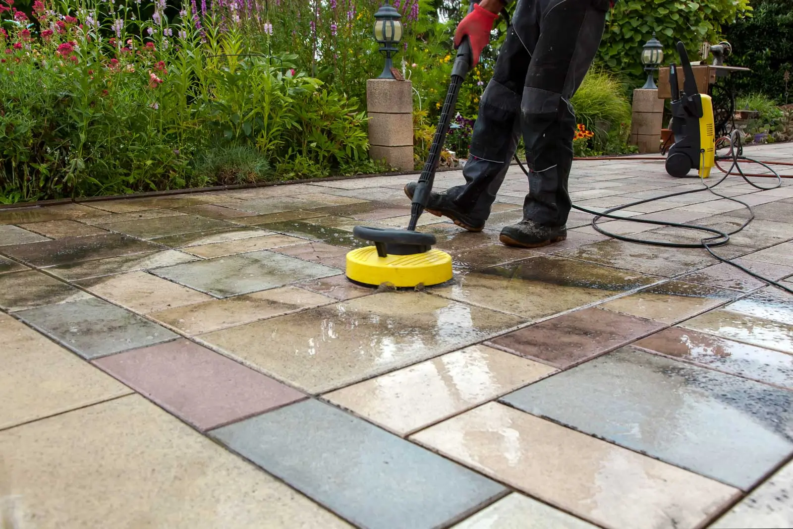Patio Cleaning services in watford | A & R Cleaning services