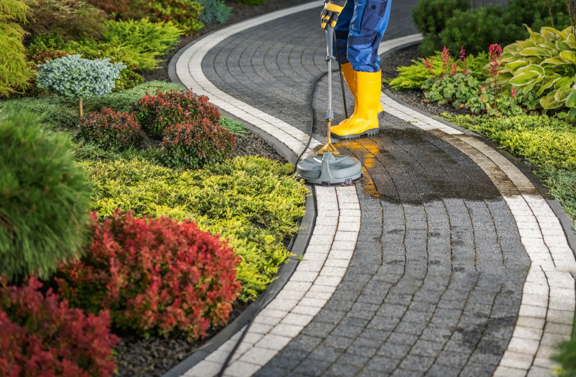 Patio Cleaning Services | A & R Cleaning