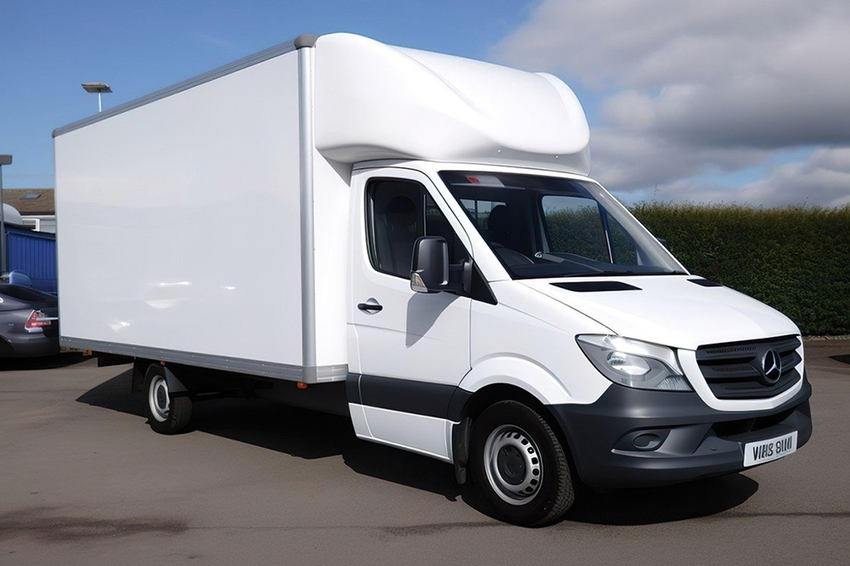 Sell My Used Box Van | White Box Van | Van Force Ltd
