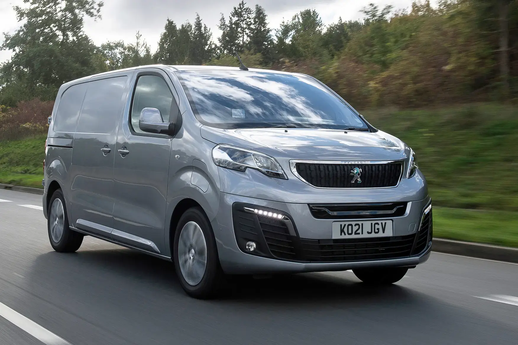 Sell your Peugeot Expert van in Uk | Van Force Ltd