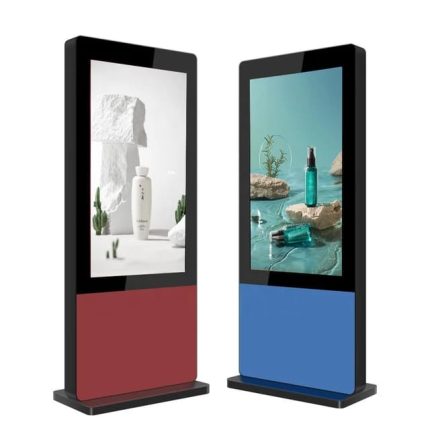 Totem d'affichage dynamique extérieur IP65 avec écran 4K et haute luminosité 2500cd/m²